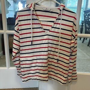 Vineyard Vines dreamcloth hoodie, red, white, & blue, sz XS, worn 2-3 times